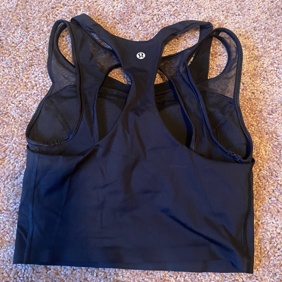 Lululemon tank top in excellent condition. - Picture 3 of 4